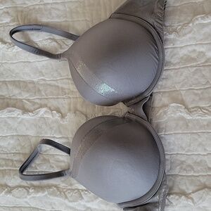 Victoria's Secret Body By V Perfect Shape Shimmer Gray Bra 36B Vintage Classic
